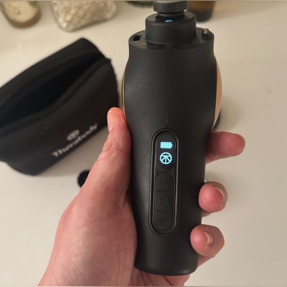 Theraface Pro by Therabody - Picture 5 of 7